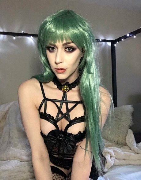 camghoul modèle parfait galerie