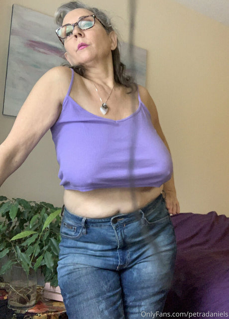 baisers lesbiens onlyfans nu érotique galeries