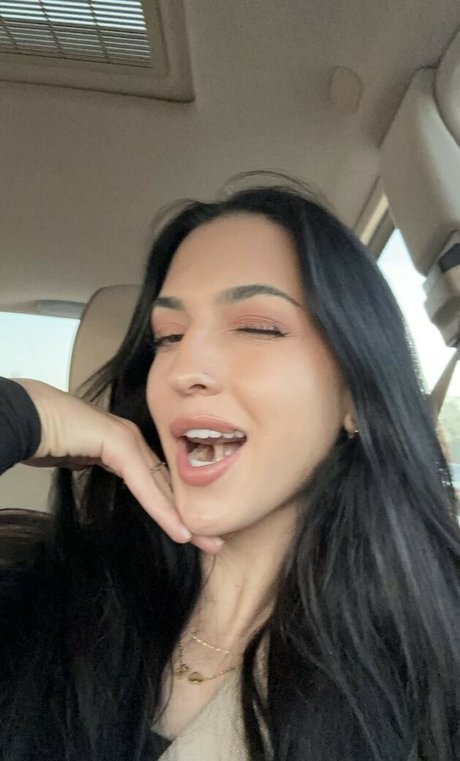 builtbybells star du porno gratuite galeries