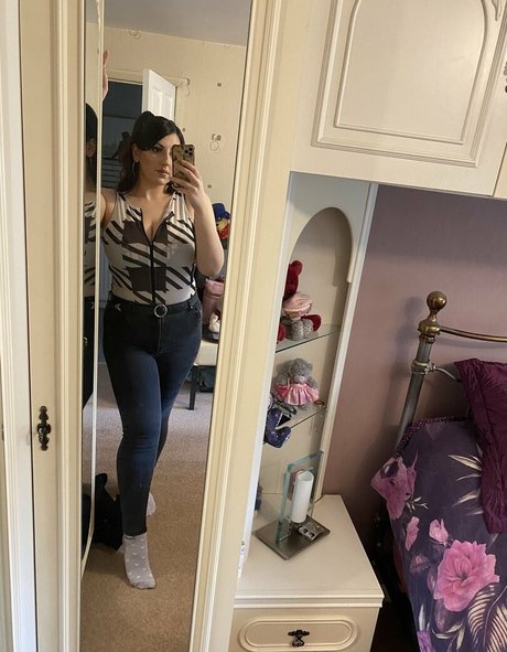 Eva Elizabeth étoile érotique collection