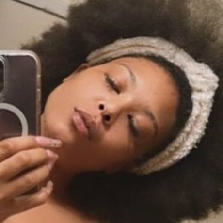 Moniece Slaughter actrice sexy galerie