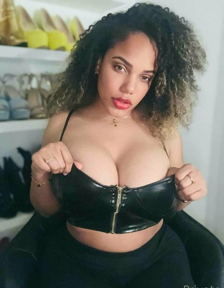 adolescents jeunes onlyfans joli archive