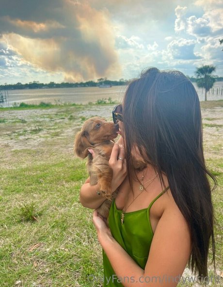 indywright modèle magnifique photo