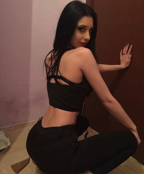 Aslihan star exclusive img