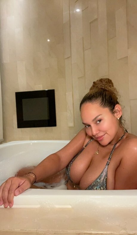 pamelaalexandra haut étoile galerie