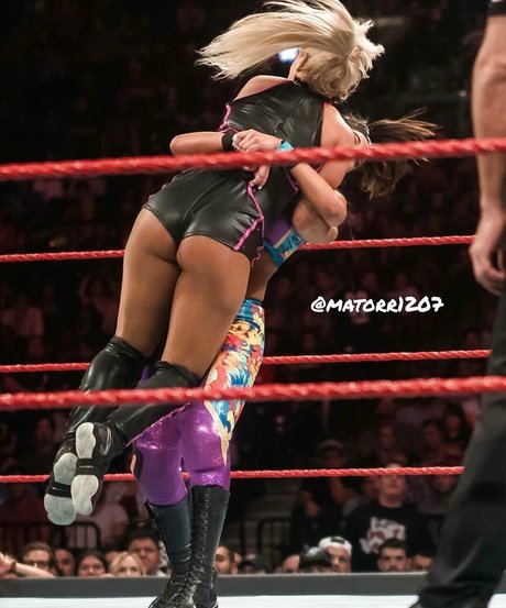 Dana Brooke sexe star images