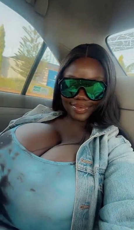 baise lesbienne onlyfans art supérieur galeries