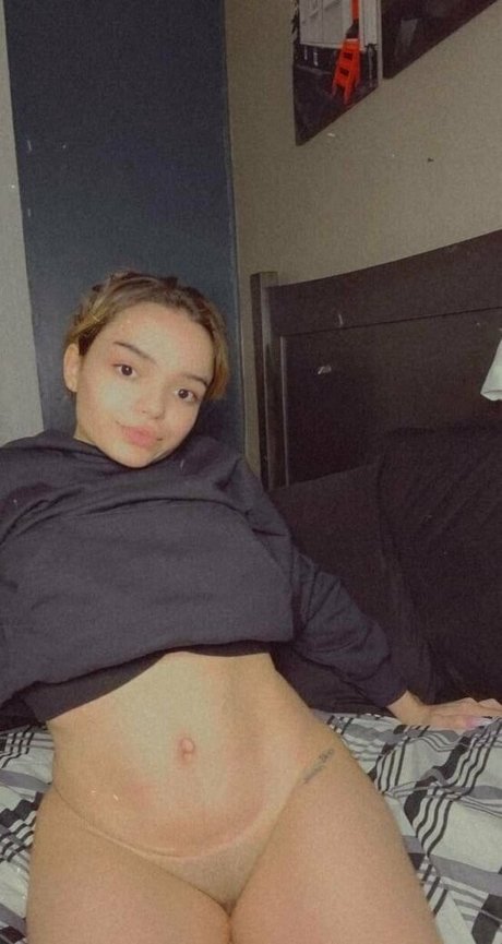 lallypop18 modèle de haute qualité des photos