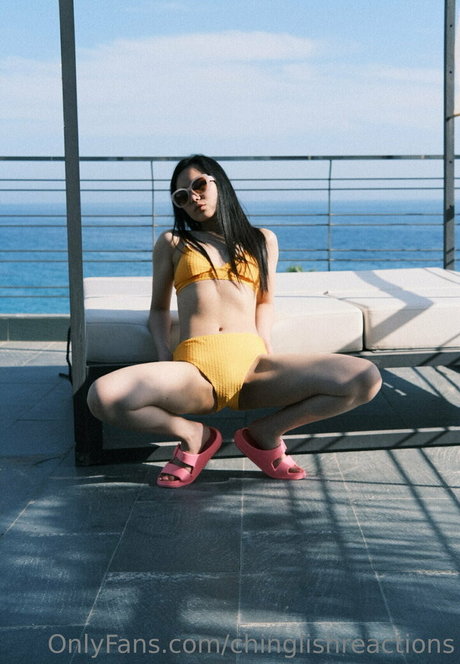 Asian Alice star du porno en haute qualité archive