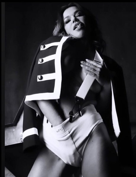 Karina Zvereva étoile xxx photos