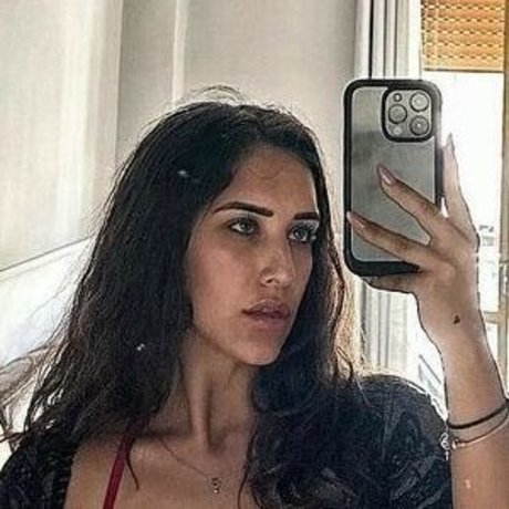 Alessandra Portaluppi star du porno adulte galerie