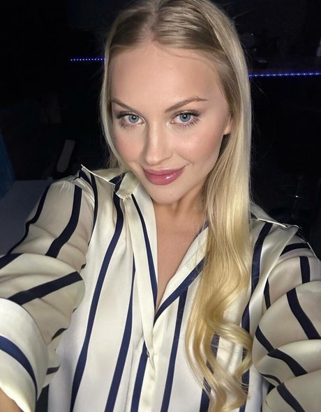 fellation publique onlyfans exclusif collection