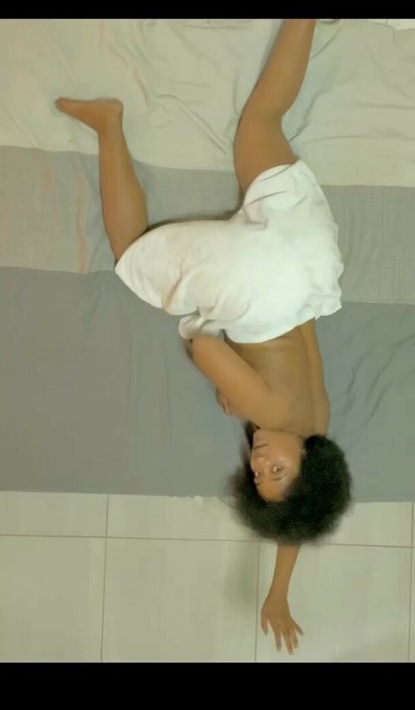 Bella Batista star du porno image