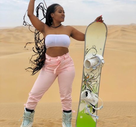 Bella Batista star du sexe photo