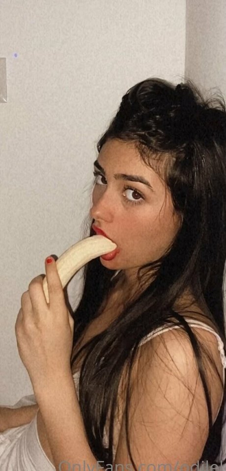 éjacule sur la langue onlyfans chaud joli des photos