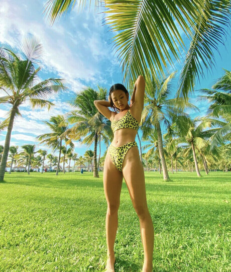 Twaydabae mannequin image