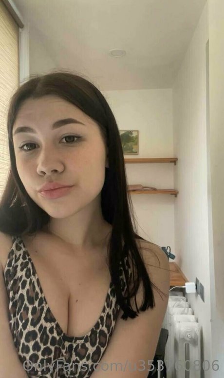 littlewaiifu star du porno hd photo