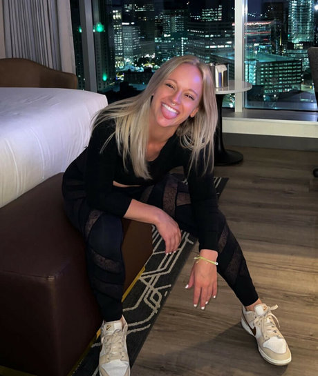 mamie milf onlyfans nu parfait galeries