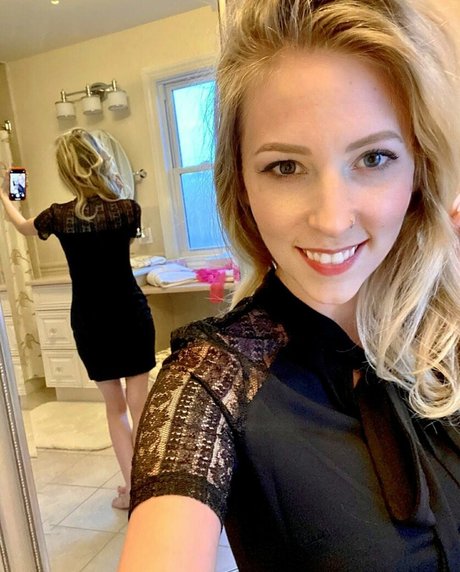 TheRealJennaJay modèle érotique galeries