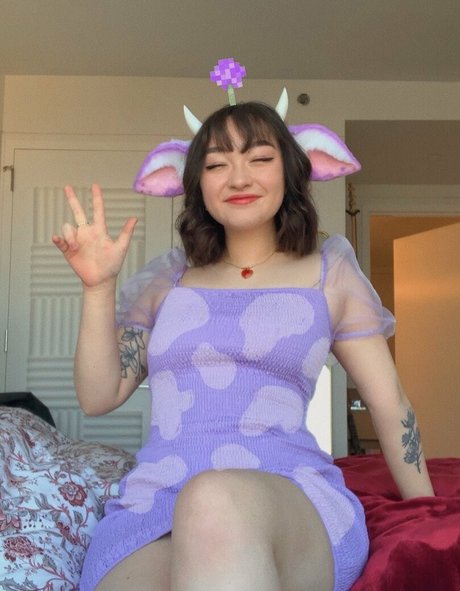 Mxmtoon star du porno belle photos