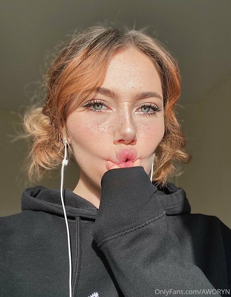 Aworyn nus star du porno des photos