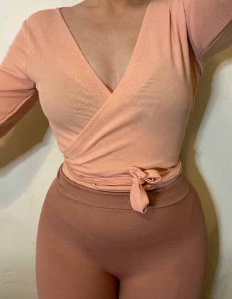 gros butin blanc onlyfans adulte archive