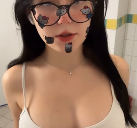 rosegirl242 modèle parfait galeries