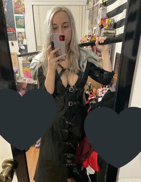 Kyloquinn étoile nue photo