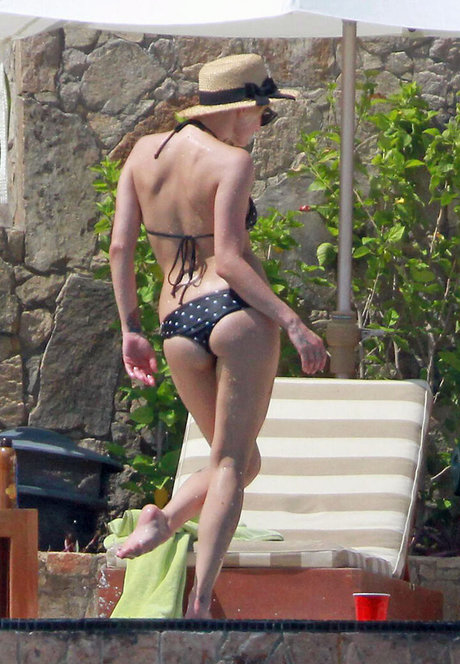 Ashlee Simpson Ross modèles nus images