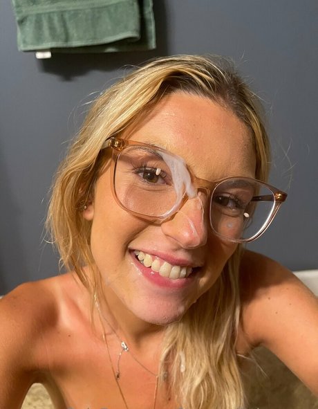 favoritelittlesecret star du porno nue photo