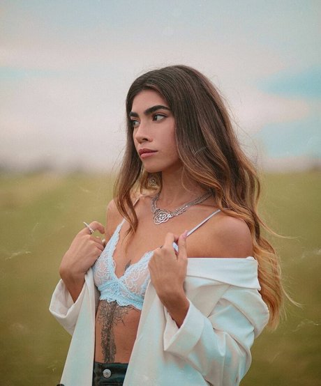 Hodaya Atia étoile hd photos