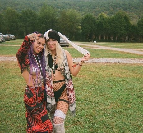 xobrittanrud modèle galeries