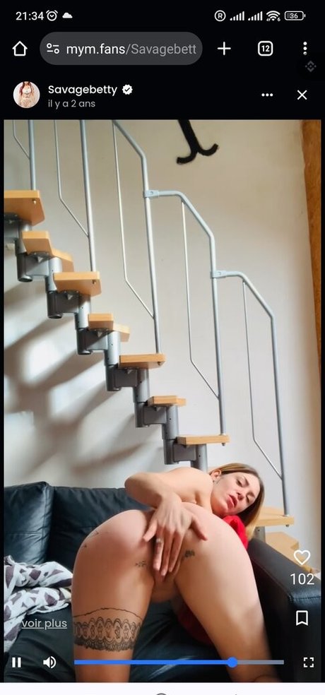 Mym Savagebetty actrice adulte photos