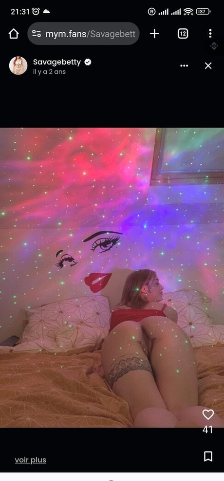 Mym Savagebetty étoile photo