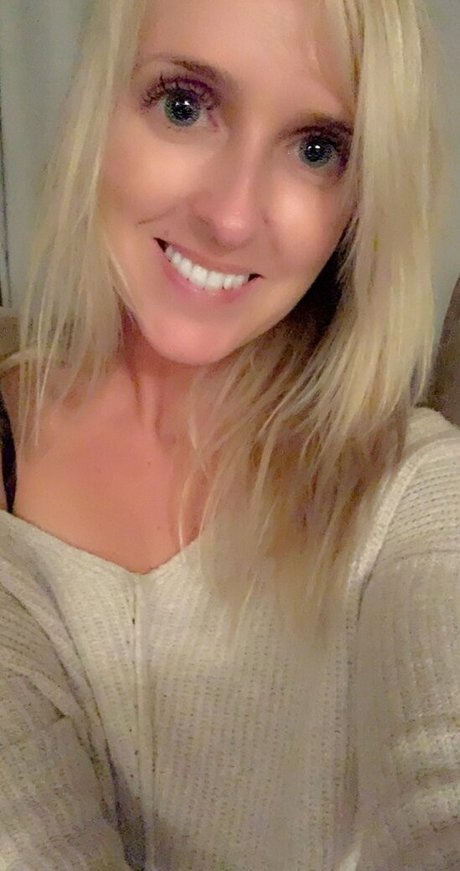 Bexwhitemodel modèle pornographique collection