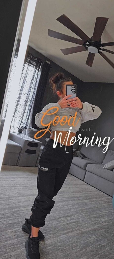 lesbiennes aux gros seins onlyfans érotique xxx img