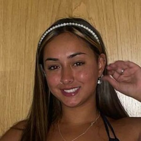 Isha Mariyah art modèle collection