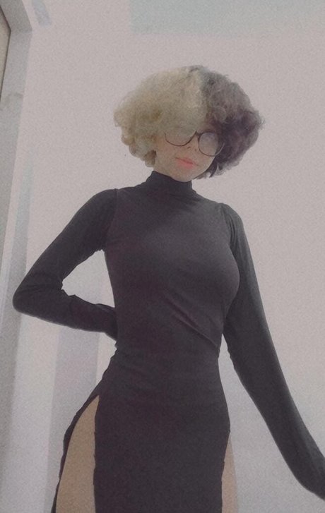 Danny Universe actrice artistique images