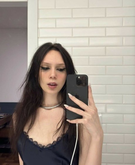 Becarol actrice pornographique des photos