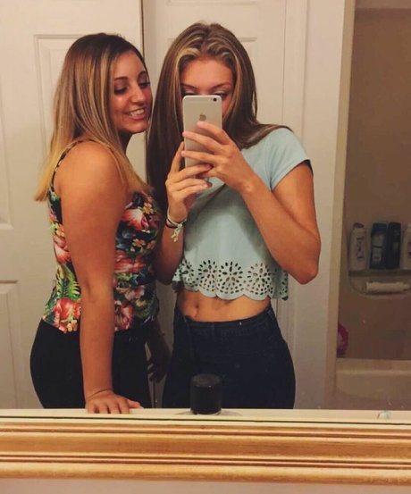 Logan Brickhouse modèle nu photo