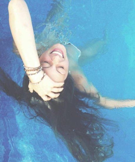 Logan Brickhouse art modèle galerie