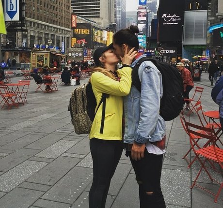 Logan Brickhouse art star du porno galerie