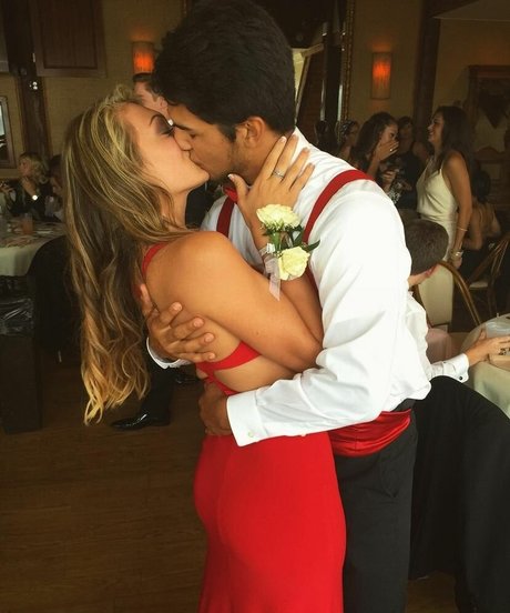 Logan Brickhouse étoile chaude images