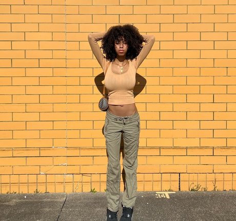 Kira Imani modèle parfait collection