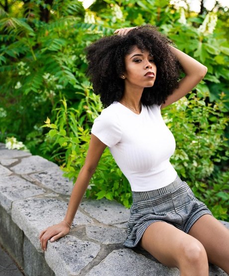 Kira Imani nus de stars du porno galeries