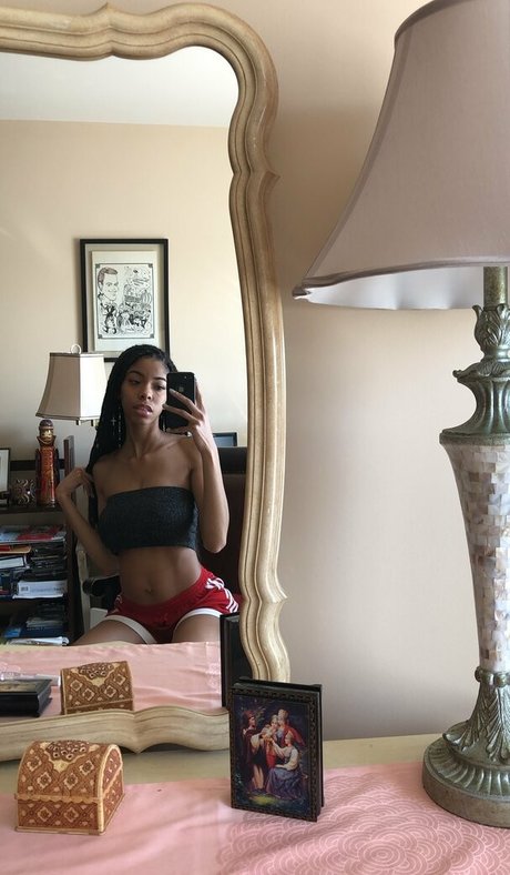 tatouages ​​blonds onlyfans hd nue galerie