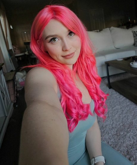 Itsqueenmanda modèle érotique galerie