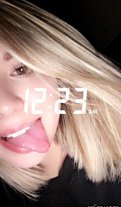 Adrianna Gavazzi jolie étoile archive