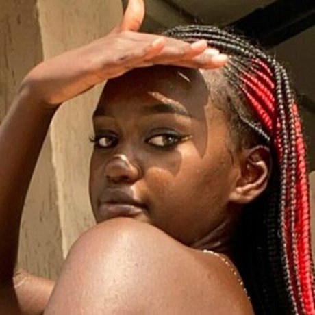 éjacule sur la langue onlyfans hd sympa galerie