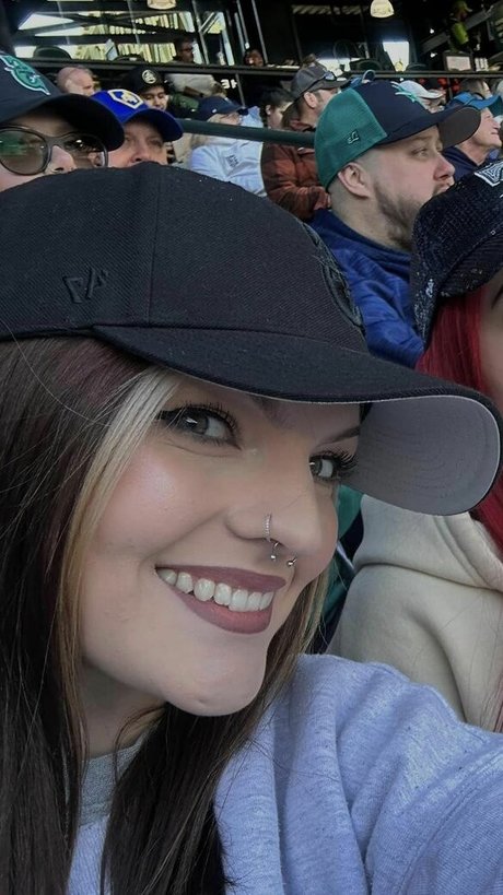 Rhiannon Jena star du porno érotique galerie